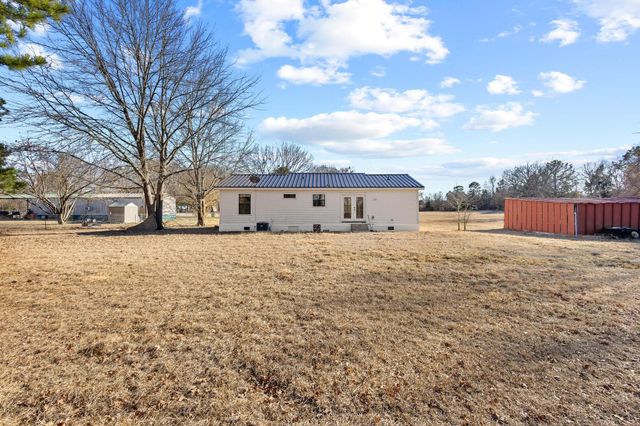 4572 County Road 2700, Telephone, TX 75488