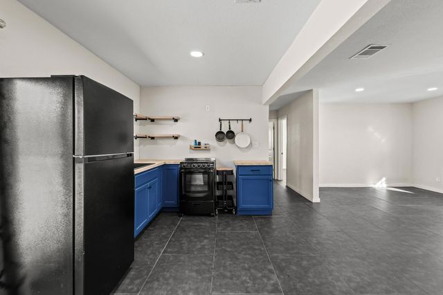 4572 County Road 2700, Telephone, TX 75488