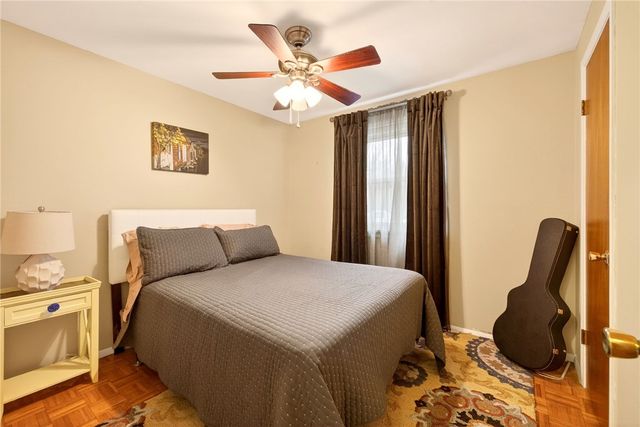 19 Gannett Road, Farmington, NY 14425