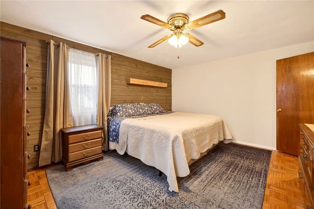 19 Gannett Road, Farmington, NY 14425