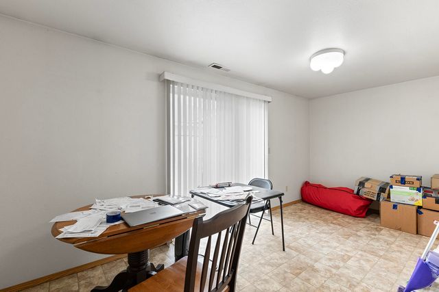 331 N 8th Street, Central Point, OR 97502