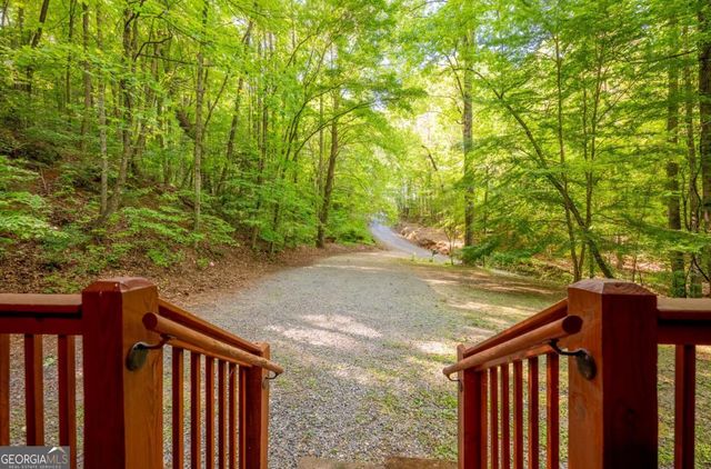 257 Pen Drive, Ellijay, GA 30540