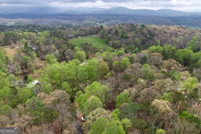 257 Pen Drive, Ellijay, GA 30540