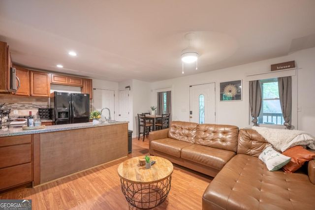 257 Pen Drive, Ellijay, GA 30540