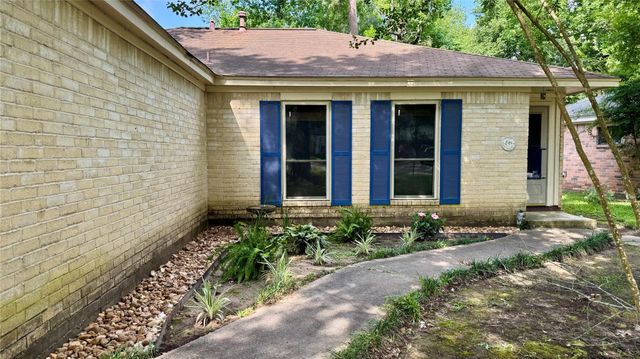 67 E White Willow Circle, The Woodlands, TX 77381