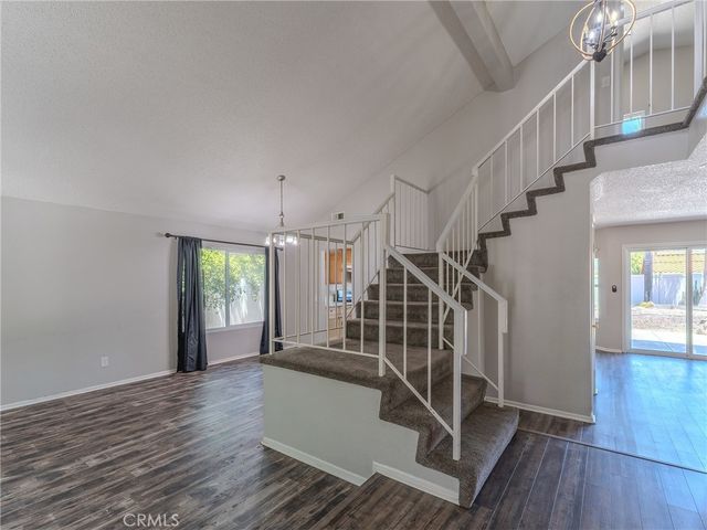 513 E Pioneer Avenue, Redlands, CA 92374