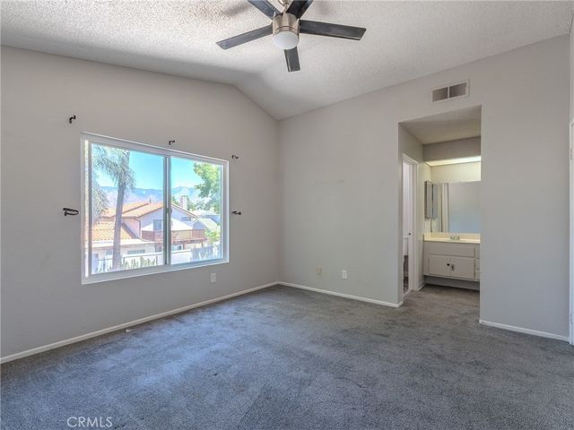 513 E Pioneer Avenue, Redlands, CA 92374