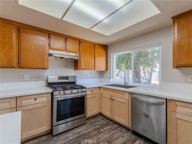 513 E Pioneer Avenue, Redlands, CA 92374