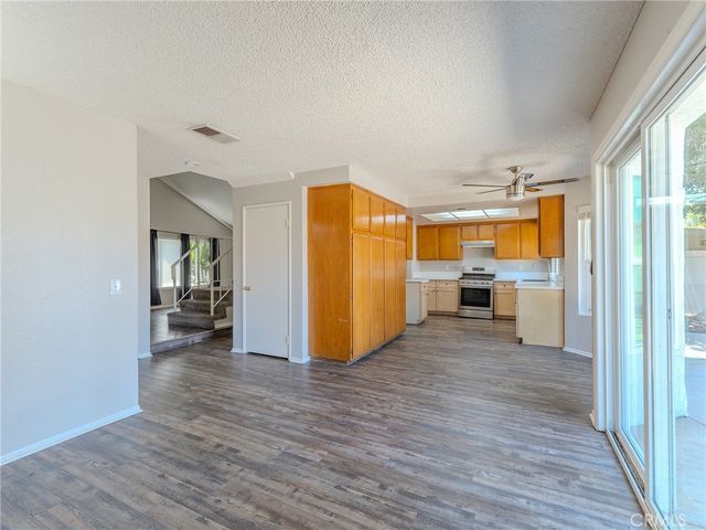 513 E Pioneer Avenue, Redlands, CA 92374