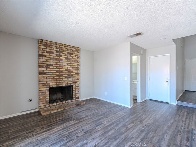 513 E Pioneer Avenue, Redlands, CA 92374