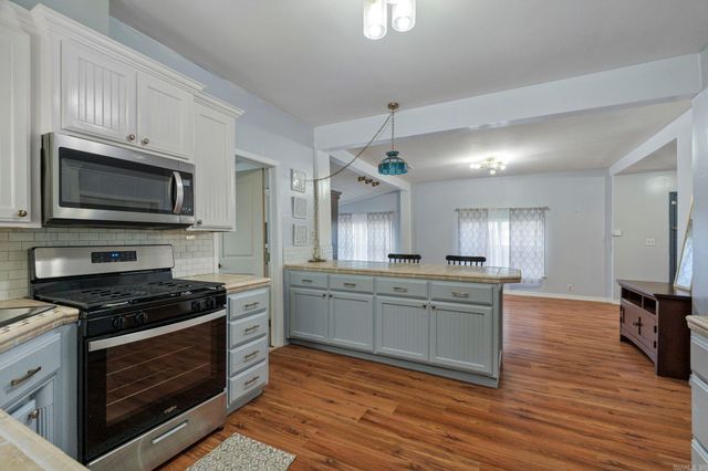 606 N Roseville St Street, Altus, AR 72821