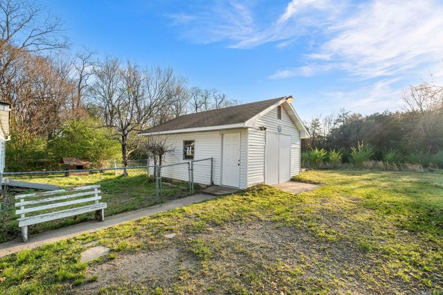 606 N Roseville St Street, Altus, AR 72821