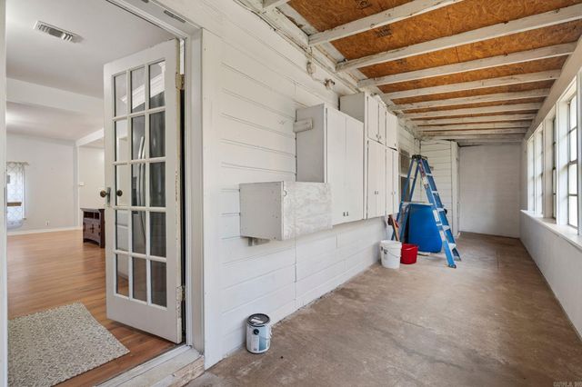 606 N Roseville St Street, Altus, AR 72821