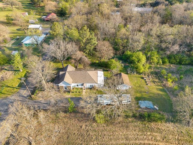 606 N Roseville St Street, Altus, AR 72821