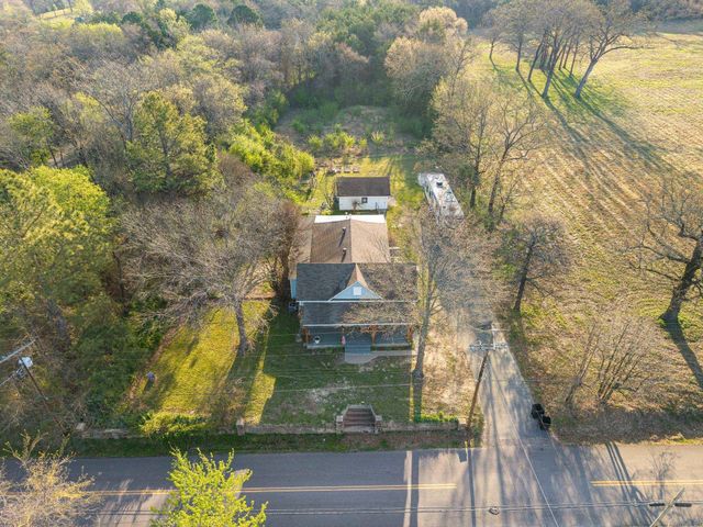 606 N Roseville St Street, Altus, AR 72821