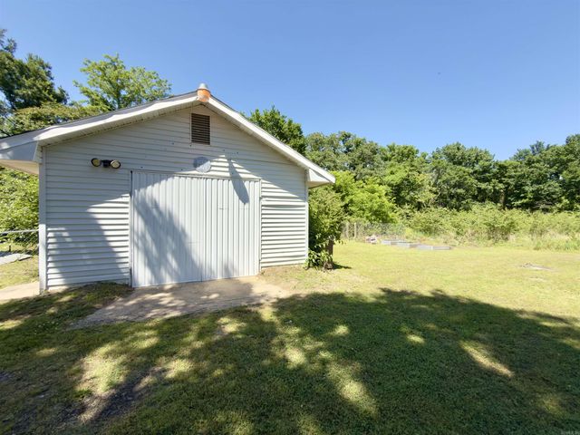 606 N Roseville St Street, Altus, AR 72821