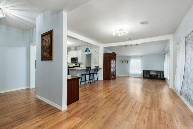 606 N Roseville St Street, Altus, AR 72821