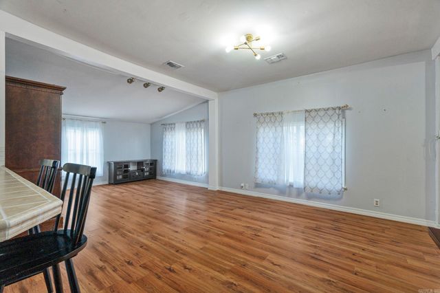 606 N Roseville St Street, Altus, AR 72821