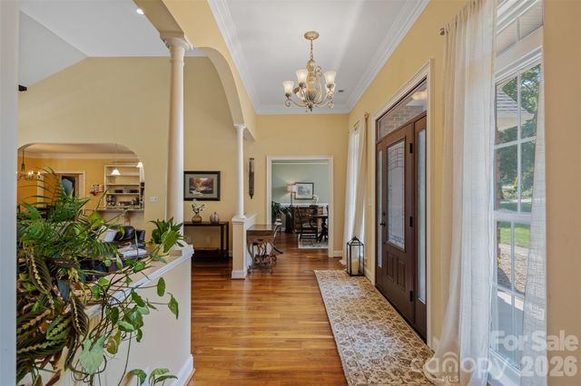 3808 Falling Creek Road NE, Hickory, NC 28601