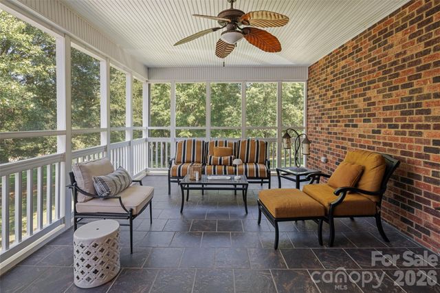 3808 Falling Creek Road NE, Hickory, NC 28601
