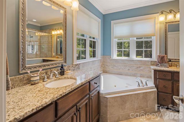 3808 Falling Creek Road NE, Hickory, NC 28601