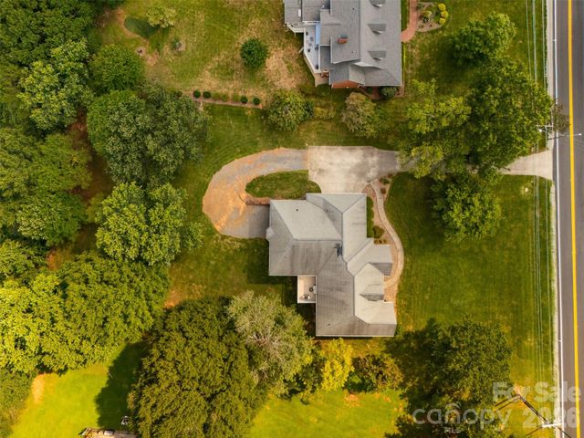 3808 Falling Creek Road NE, Hickory, NC 28601