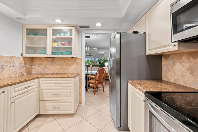 145 Atlantis Boulevard 101, Atlantis, FL 33462