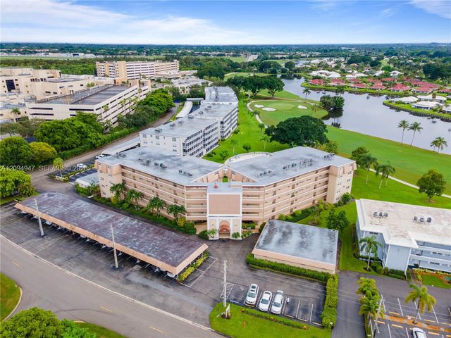 145 Atlantis Boulevard 101, Atlantis, FL 33462