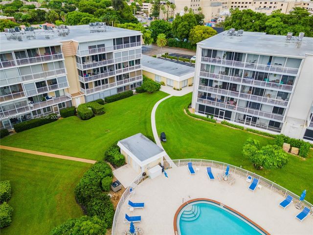 145 Atlantis Boulevard 101, Atlantis, FL 33462