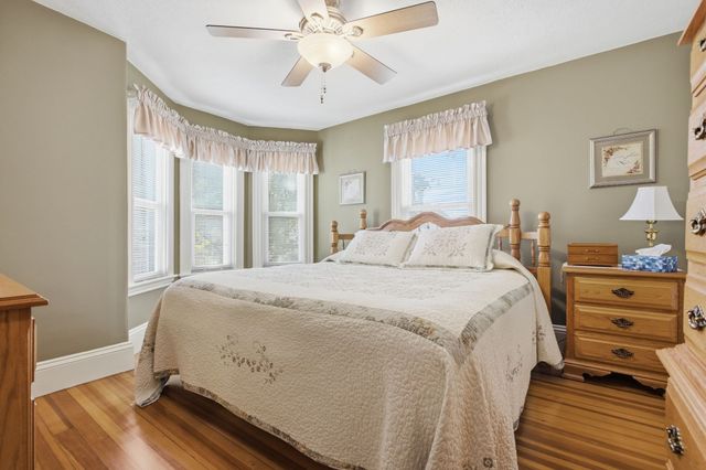 26 Tappan St, Melrose, MA 02176
