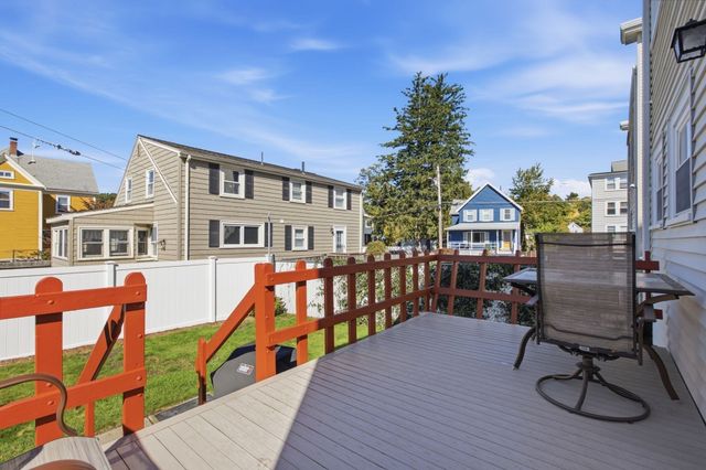 26 Tappan St, Melrose, MA 02176