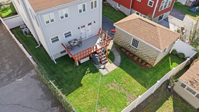 26 Tappan St, Melrose, MA 02176