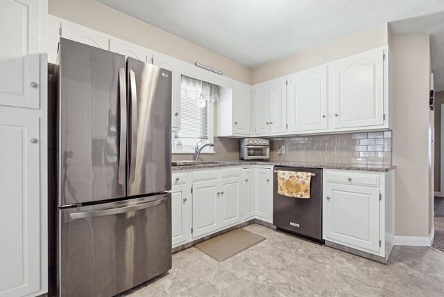 26 Tappan St, Melrose, MA 02176