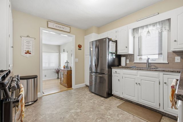 26 Tappan St, Melrose, MA 02176