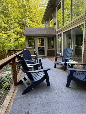 2 Turner Brae, Grantham, NH 03753