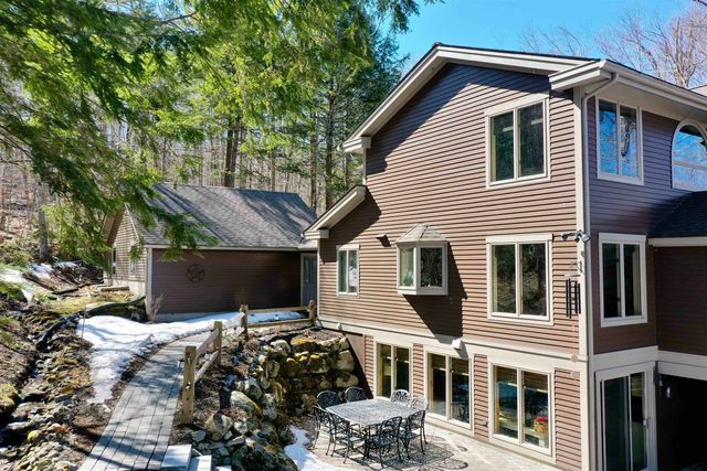 2 Turner Brae, Grantham, NH 03753