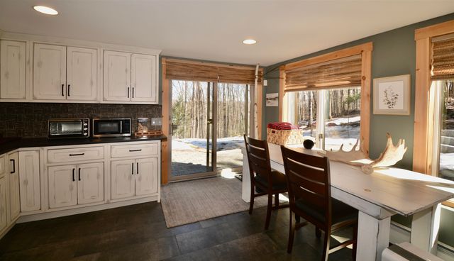 2 Turner Brae, Grantham, NH 03753