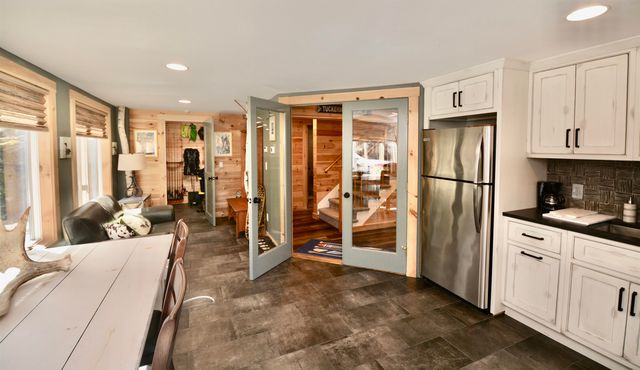 2 Turner Brae, Grantham, NH 03753