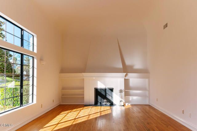 136 S Arden Boulevard, Los Angeles, CA 90004