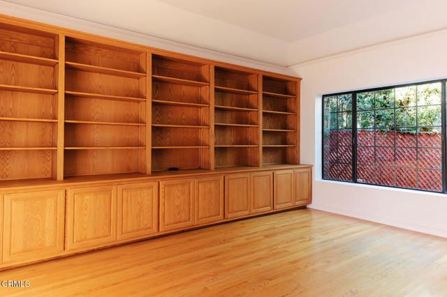 136 S Arden Boulevard, Los Angeles, CA 90004