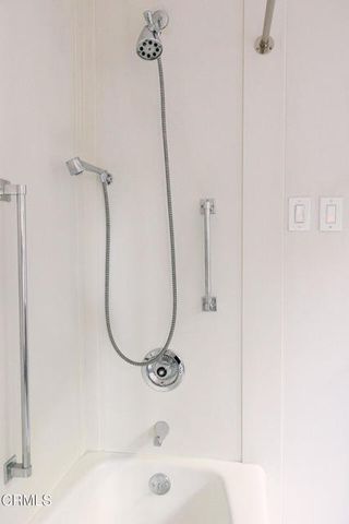 136 S Arden Boulevard, Los Angeles, CA 90004