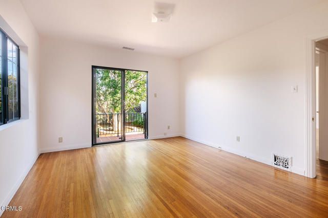 136 S Arden Boulevard, Los Angeles, CA 90004