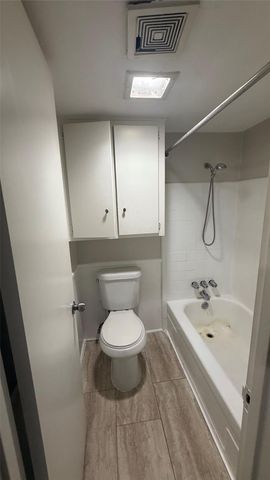 2006 Sul Ross Street 15, Houston, TX 77098