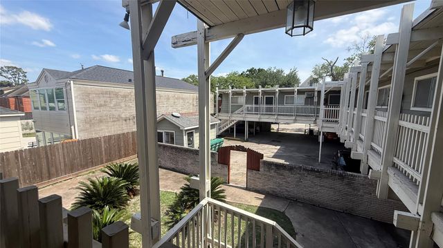 2006 Sul Ross Street 15, Houston, TX 77098