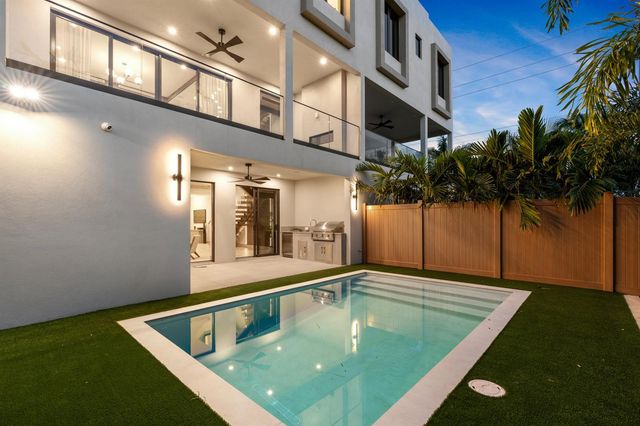 3099 Banyan Road A, Boca Raton, FL 33432