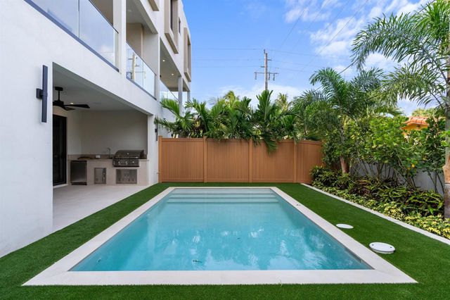3099 Banyan Road A, Boca Raton, FL 33432