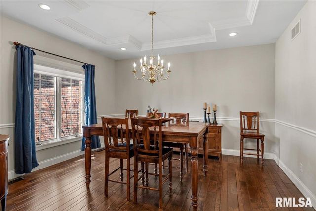 2612 Dickens Drive, Springfield, IL 62711