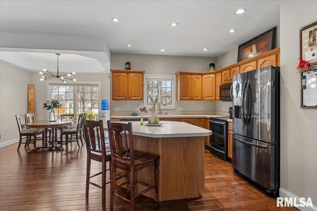 2612 Dickens Drive, Springfield, IL 62711