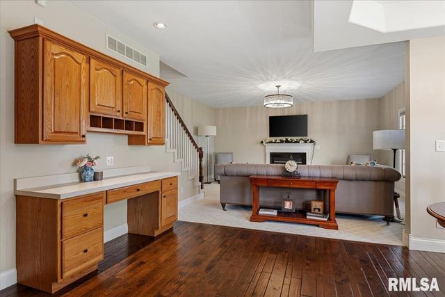 2612 Dickens Drive, Springfield, IL 62711