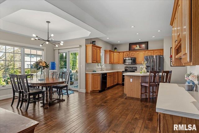 2612 Dickens Drive, Springfield, IL 62711